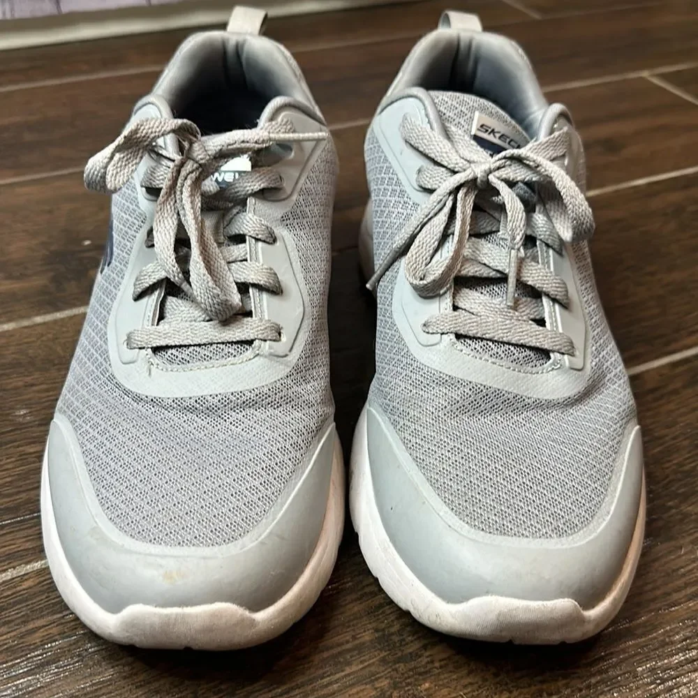 Men’s Skechers Lite Weight Sneakers Sz 11
